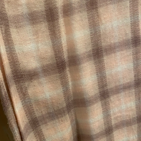 Sooo soft plaid shirt - Picture 9 of 9